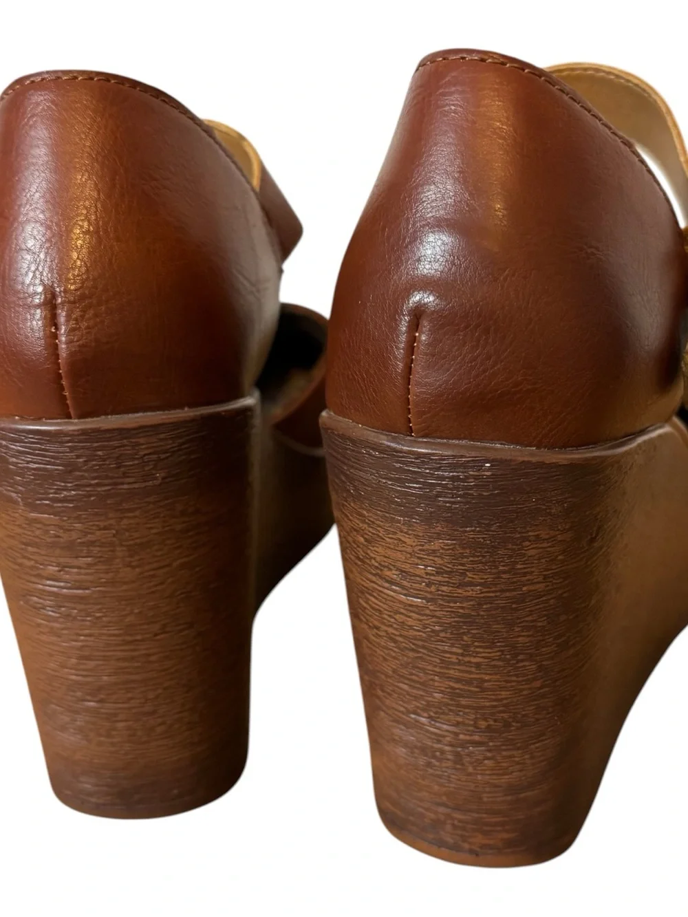 B.o.c platform heels Mary Jane brown faux leather women’s size 9 M